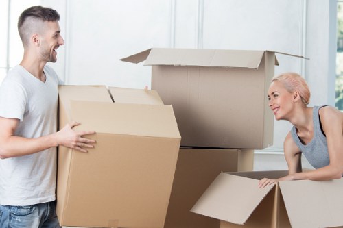 Moving vehicle used for local Hampstead relocations