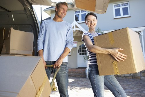 Hampstead moving truck service for local homes and businesses